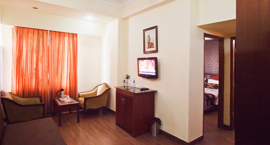 Hotel Shiraz Castle, Amritsar 4